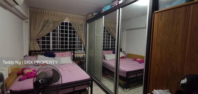 Blk 946 Tampines Avenue 4 (Tampines), HDB 4 Rooms #233853651